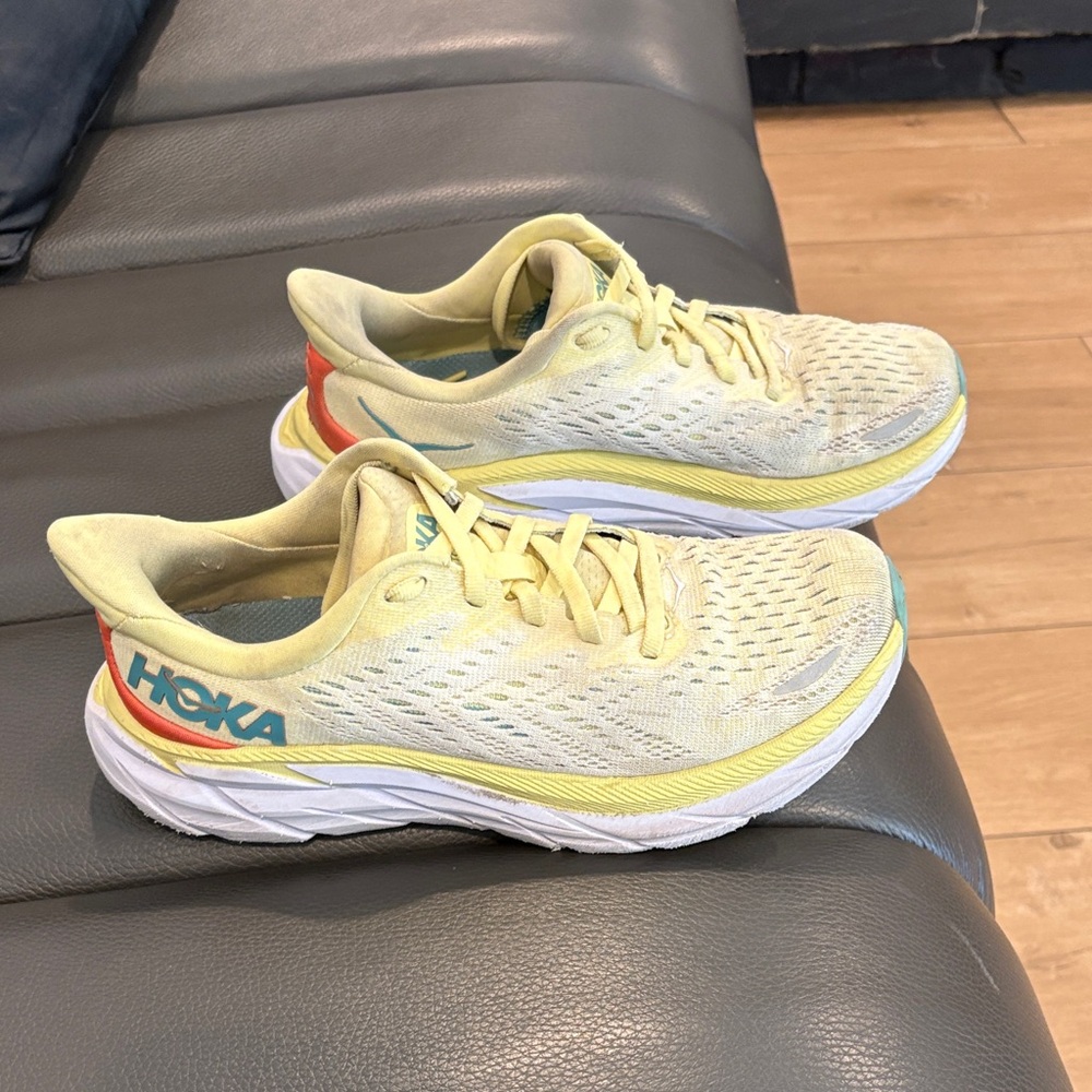 Hoka Women's Athletic Shoes Size 5.5B